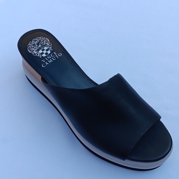 VINCE CAMUTO Women's Pendrea Leather Black Wedge Sandals- 9.5M - Picture 8 of 9